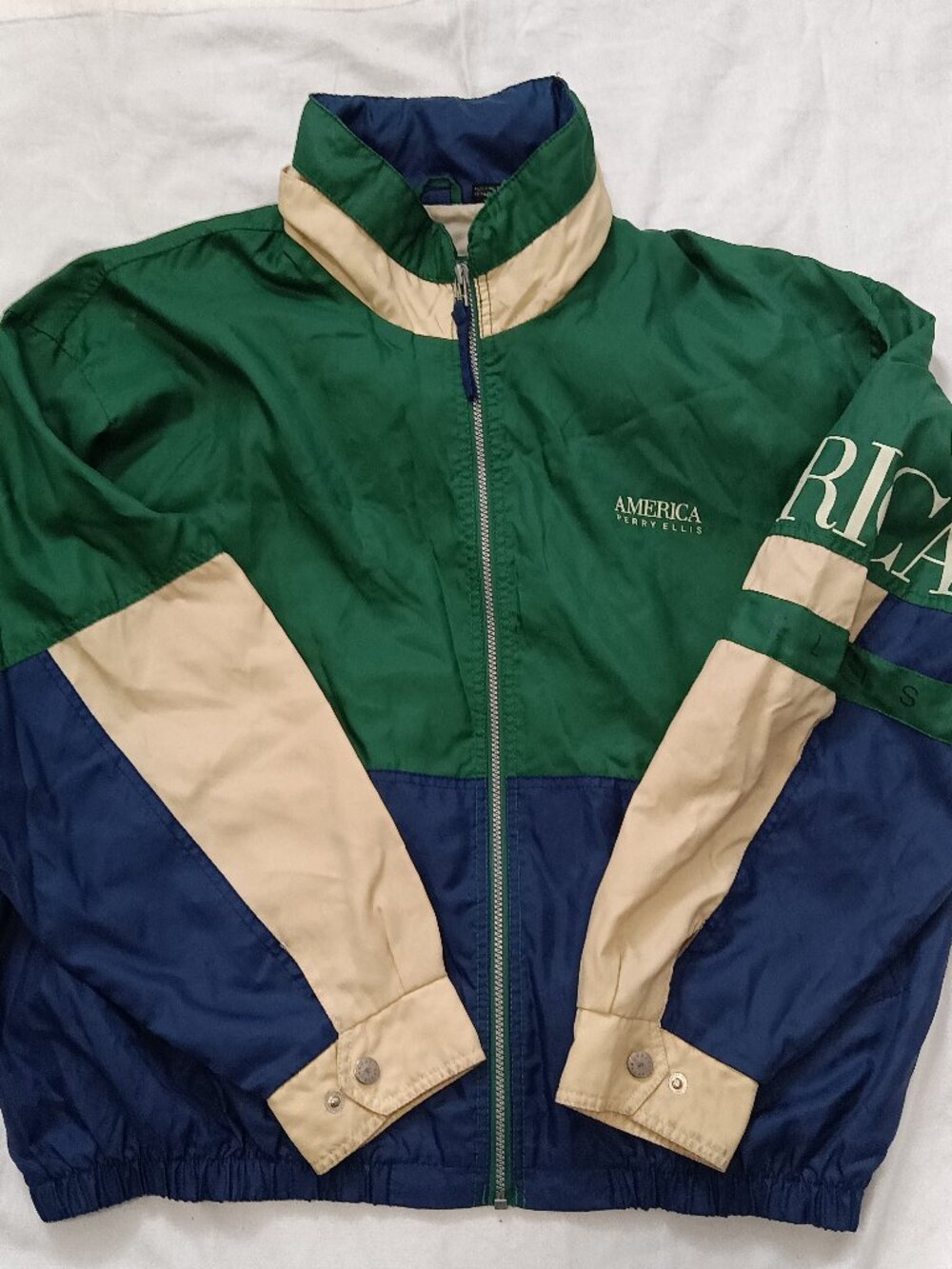 Vintage Perry Ellis America Windbreaker in XL